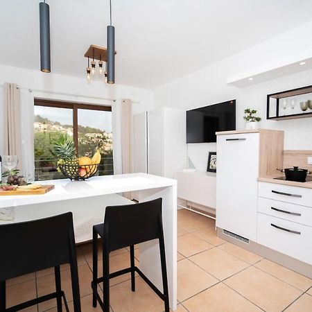 Apartment Iva Studio Rabac Bagian luar foto